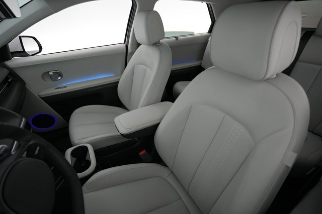 2024 Hyundai IONIQ 5 — photo 3 of 21