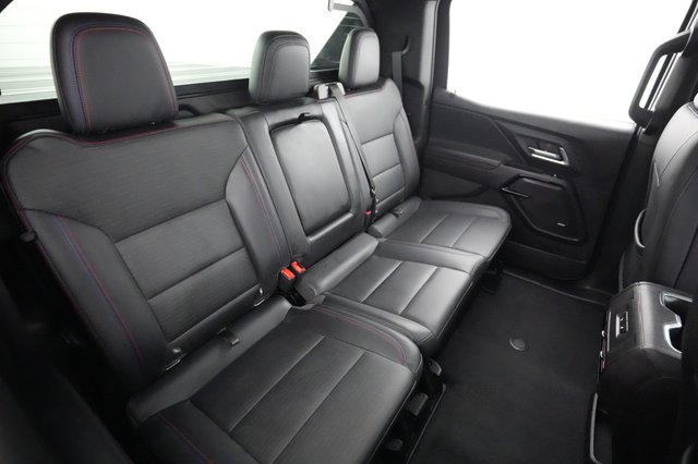 2024 Chevrolet Silverado EV — photo 4 of 17