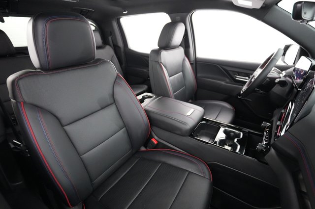 2024 Chevrolet Silverado EV — photo 12 of 17