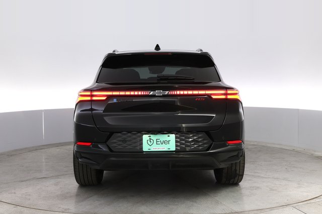 2024 Chevrolet Equinox EV — photo 12 of 20