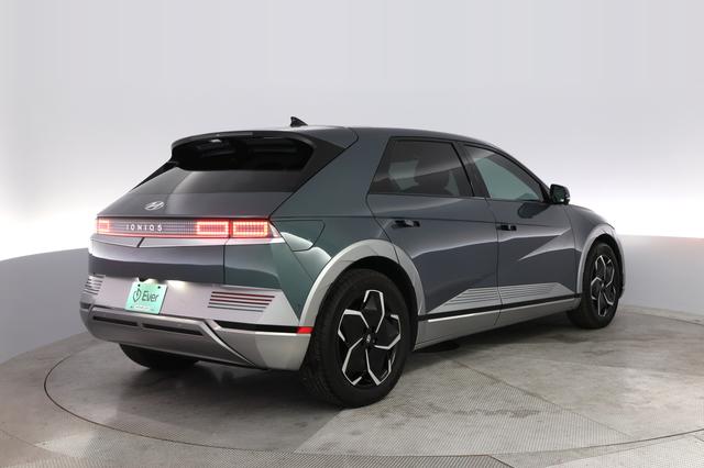 2024 Hyundai IONIQ 5 — photo 2 of 22