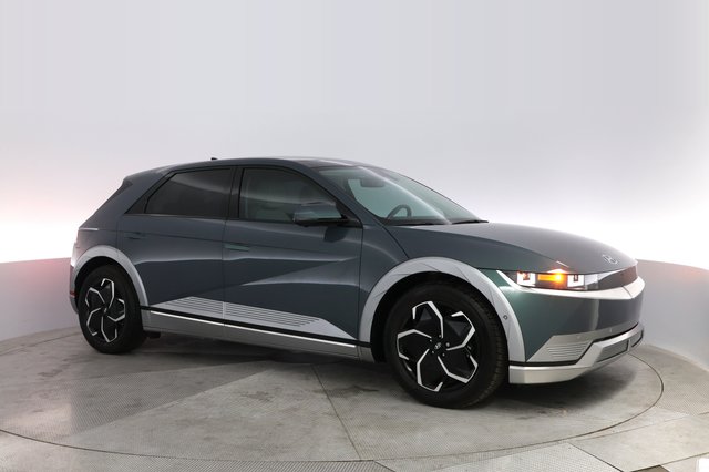 2024 Hyundai IONIQ 5 — photo 11 of 22