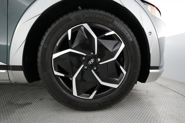 2024 Hyundai IONIQ 5 — photo 7 of 22