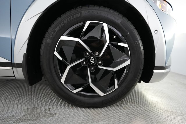 2024 Hyundai IONIQ 5 — photo 17 of 21