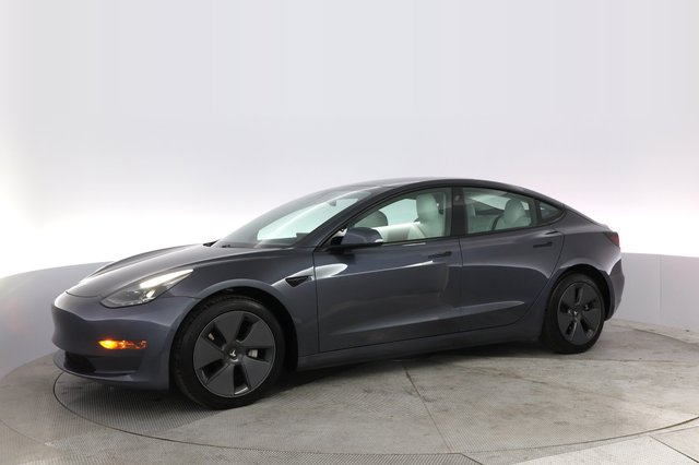 2021 Tesla Model 3 — photo 14 of 24