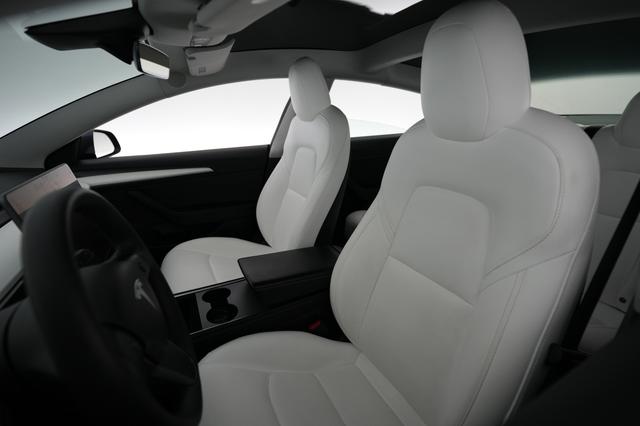 2021 Tesla Model 3 — photo 3 of 24