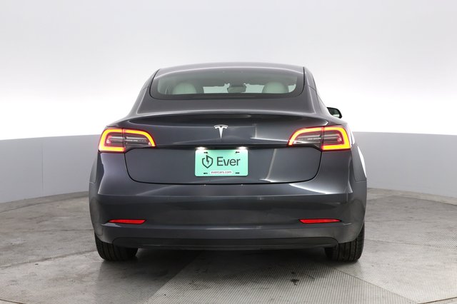 2021 Tesla Model 3 — photo 12 of 24