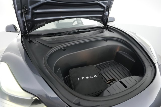 2021 Tesla Model 3 — photo 23 of 24