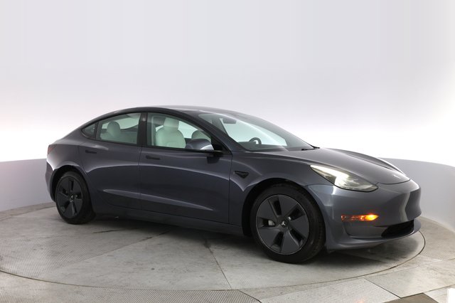 2021 Tesla Model 3 — photo 11 of 24