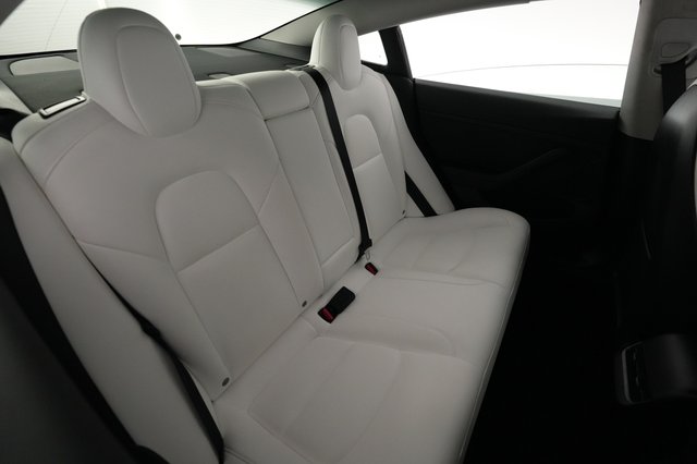 2021 Tesla Model 3 — photo 4 of 24