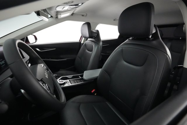 2024 Kia EV6 — photo 3 of 21