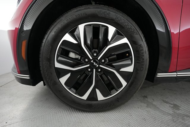2024 Kia EV6 — photo 15 of 21