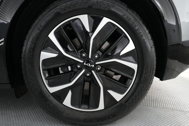 2024 Kia EV6 — photo 15 of 21