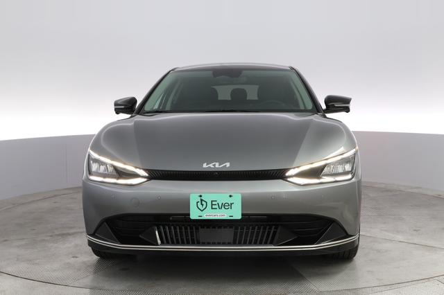 2024 Kia EV6 — photo 9 of 21