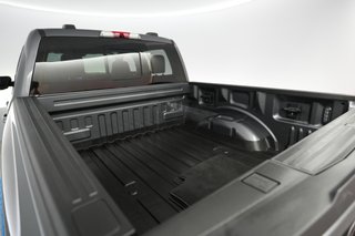 2023 Ford F-150 Lightning — photo 6 of 15