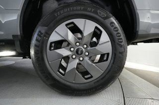 2023 Ford F-150 Lightning — photo 11 of 15