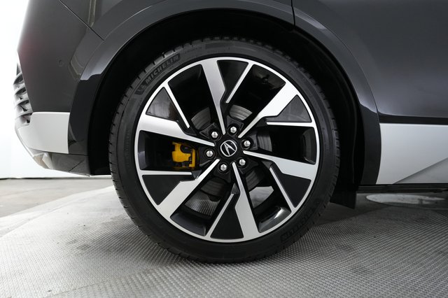 2024 Acura ZDX — photo 17 of 23