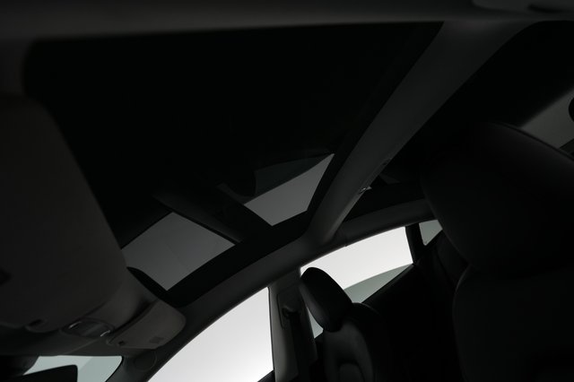 2021 Tesla Model 3 — photo 20 of 24
