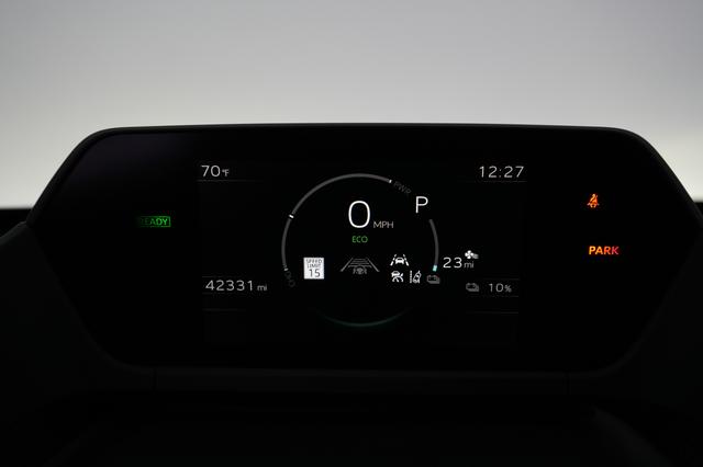 2023 Toyota bZ4X — photo 5 of 21