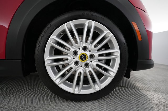 2023 MINI Hardtop — photo 17 of 20