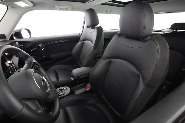 2023 MINI Hardtop — photo 3 of 20