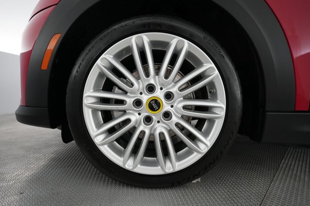2023 MINI Hardtop — photo 16 of 20
