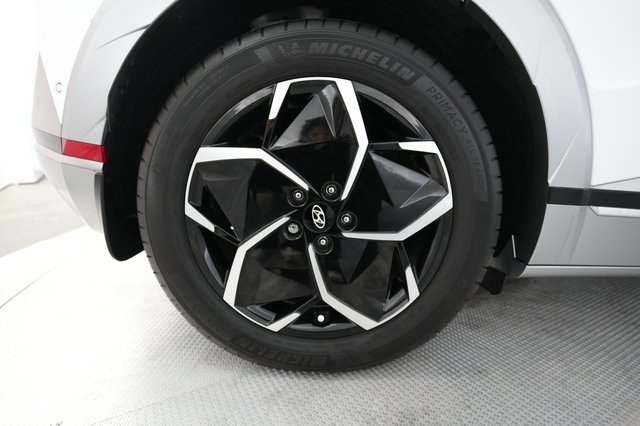 2024 Hyundai IONIQ 5 — photo 15 of 21