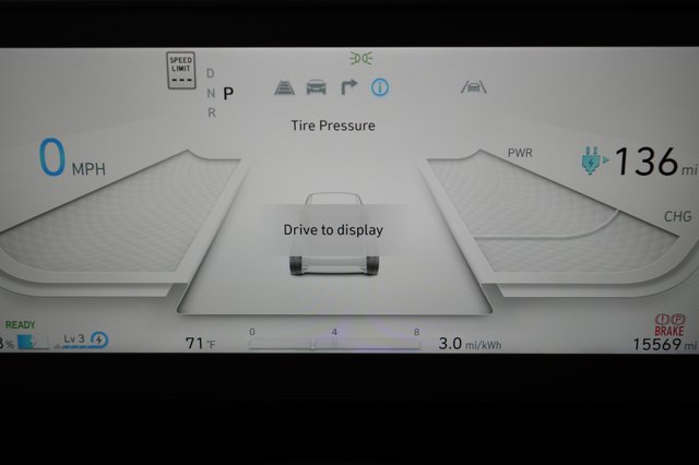 2024 Hyundai IONIQ 5 — photo 5 of 21