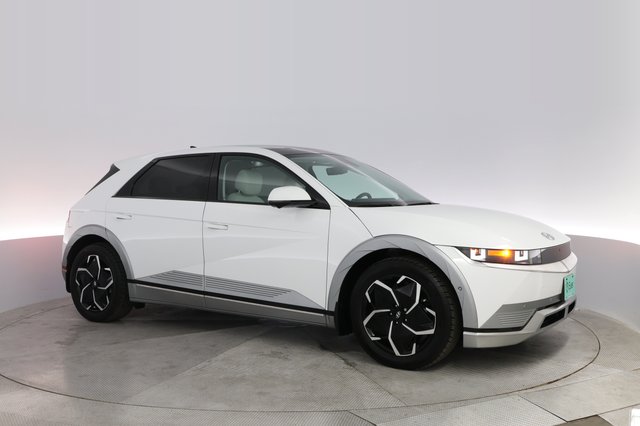 2024 Hyundai IONIQ 5 — photo 11 of 21