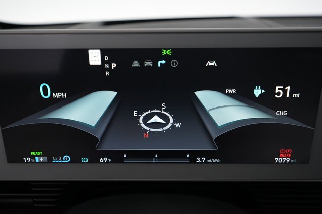 2024 Hyundai IONIQ 5 — photo 5 of 22