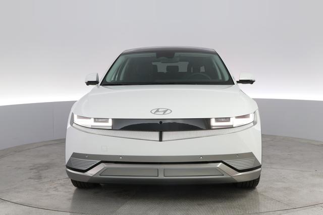 2024 Hyundai IONIQ 5 — photo 9 of 22
