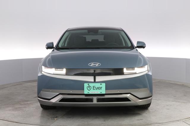 2024 Hyundai IONIQ 5 — photo 9 of 22