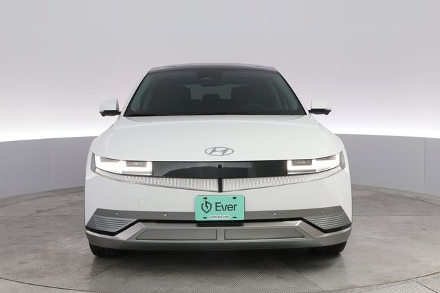 2024 Hyundai IONIQ 5 — photo 9 of 21