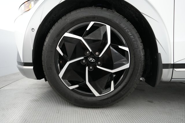 2024 Hyundai IONIQ 5 — photo 16 of 21