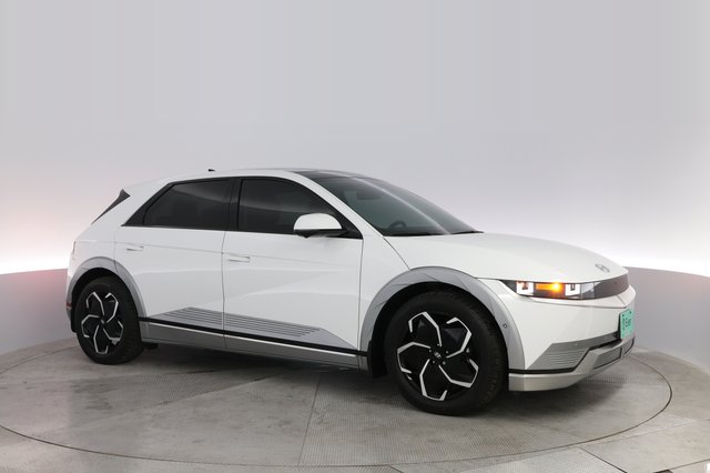 2024 Hyundai IONIQ 5 — photo 11 of 21