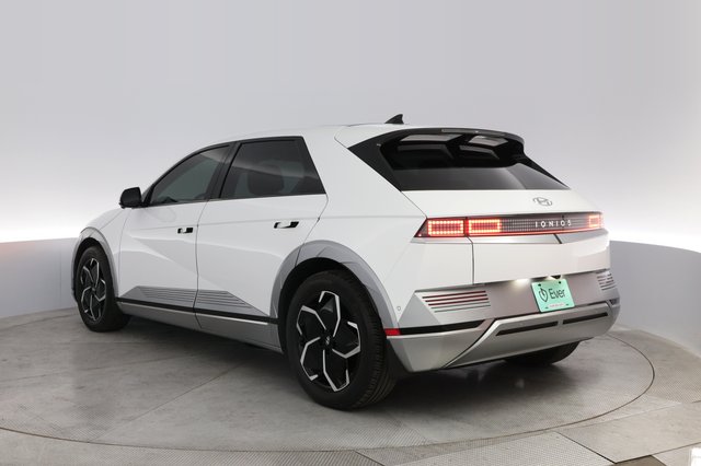 2024 Hyundai IONIQ 5 — photo 13 of 21