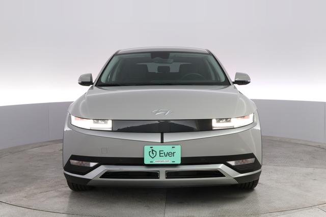2023 Hyundai IONIQ 5 — photo 9 of 19