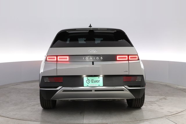 2023 Hyundai IONIQ 5 — photo 12 of 19