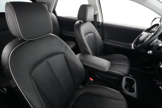 2023 Hyundai IONIQ 5 — photo 3 of 19
