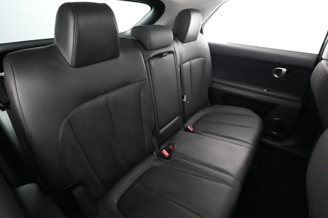 2023 Hyundai IONIQ 5 — photo 4 of 19