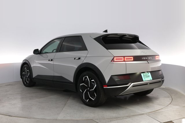 2023 Hyundai IONIQ 5 — photo 13 of 20
