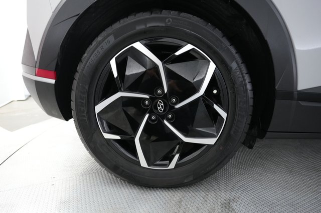 2023 Hyundai IONIQ 5 — photo 15 of 20