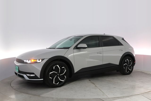 2023 Hyundai IONIQ 5 — photo 14 of 20
