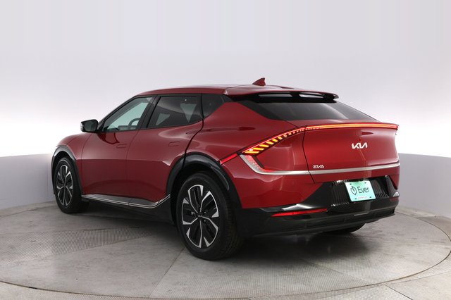2023 Kia EV6 — photo 13 of 22