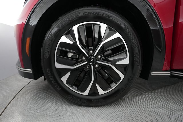 2023 Kia EV6 — photo 7 of 22