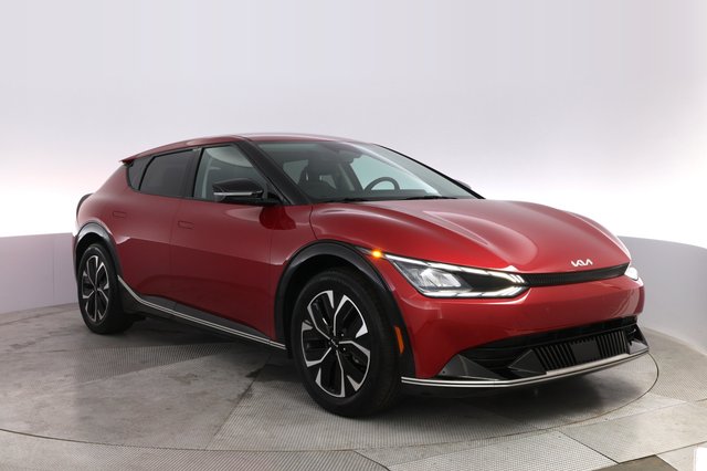 2023 Kia EV6 — photo 10 of 22
