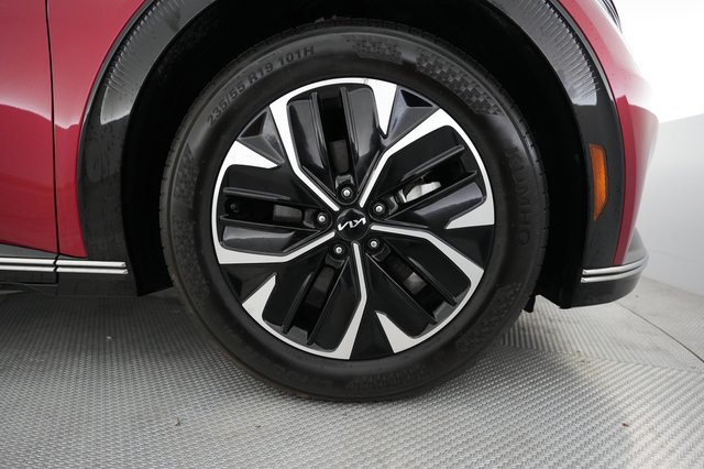 2023 Kia EV6 — photo 17 of 20
