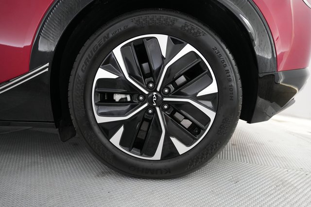 2023 Kia EV6 — photo 15 of 20