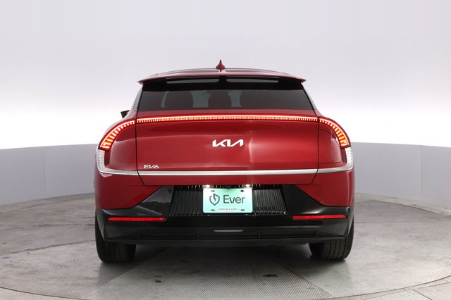 2023 Kia EV6 — photo 12 of 20
