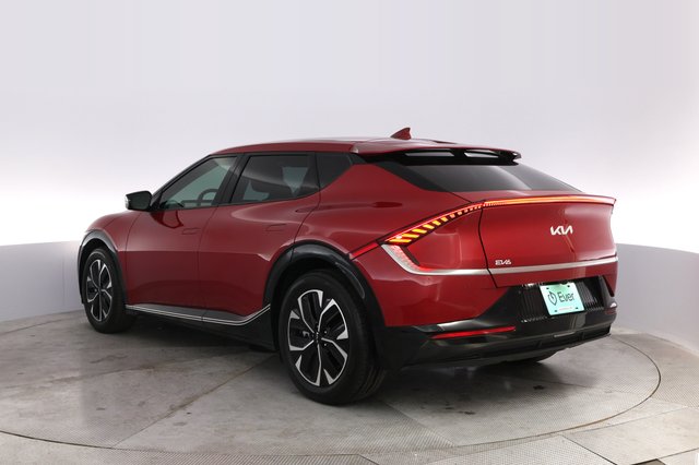 2023 Kia EV6 — photo 13 of 20